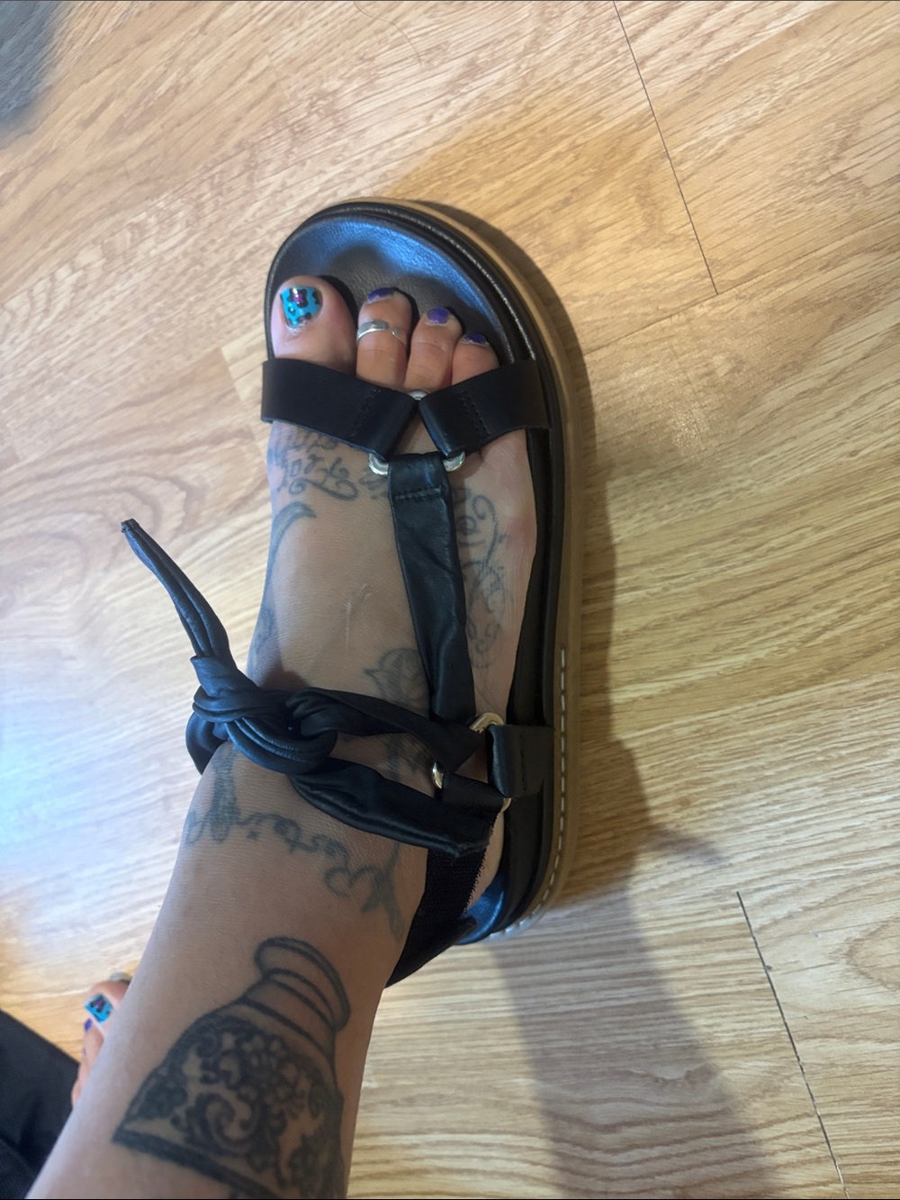 ALOHA Collection Black Knot-Tie Gladiator Sandal